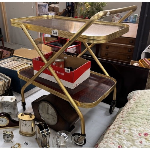 743 - A vintage tea trolley