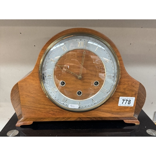 778 - A 1930s Westminster chime mantle clock