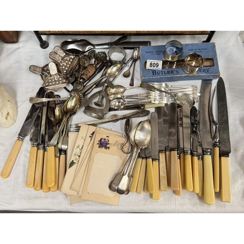 809 - A quantity of vintage plated cutlery etc including napkin rings