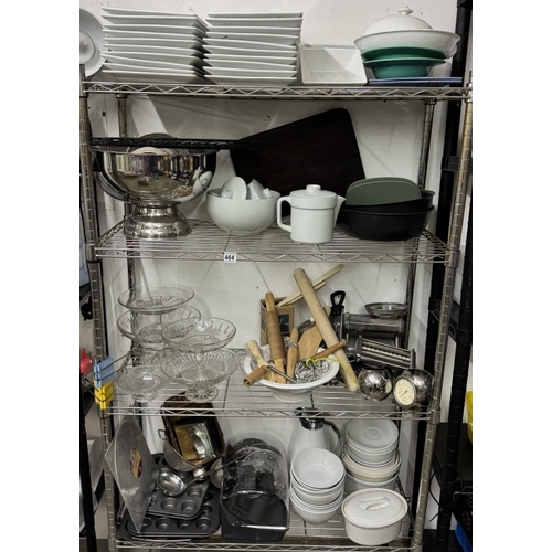 464 - A large quantity of Kitchenalia. 4 Shelves