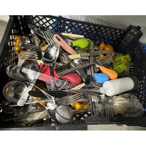 467 - 3 Baskets of cutlery