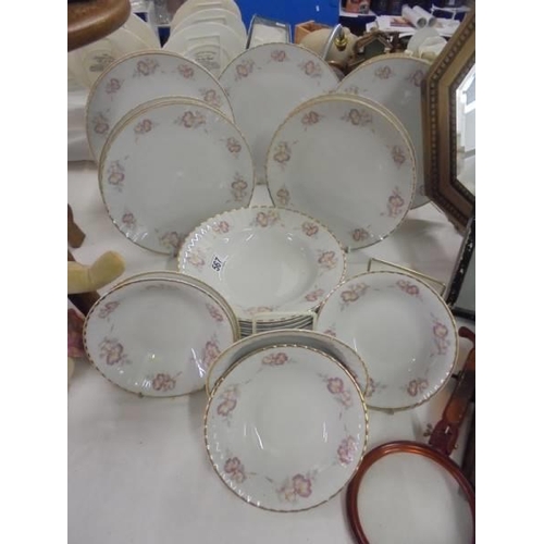 567 - Twenty two pieces of Crown Regal dinner ware. COLLECT ONLY.