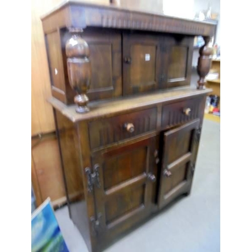 601 - A mid 20th century oak buffet sideboard. COLLECT ONLY.