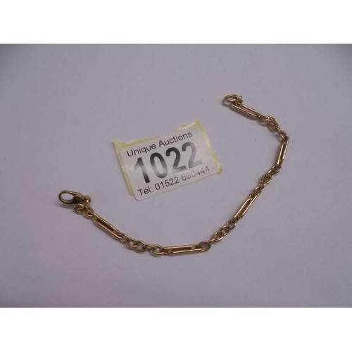 1022 - A 9ct gold wrist chain, 8.85 grams.