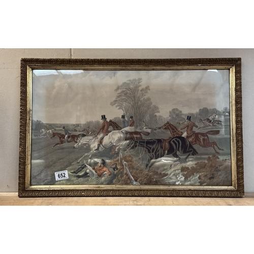 652 - A vintage gilt framed print of a fox hunting scene, 67cm x 42cm COLLECT ONLY