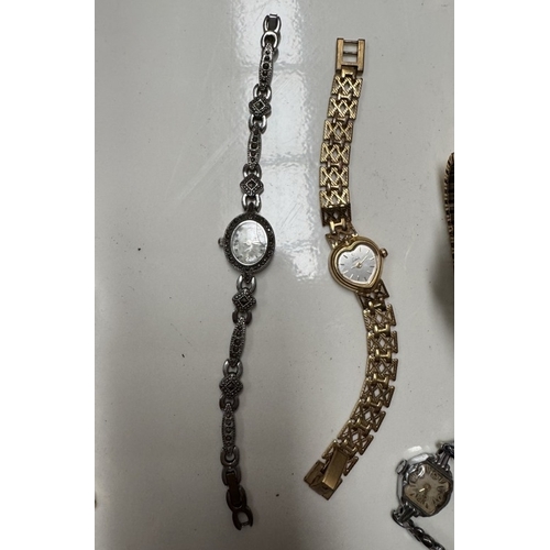 717 - A quantity of vintage mainly ladies wristwatches