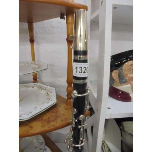 1320 - A good quality clarinet.