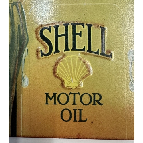 760 - A retro shell motor oil tin sign in weathered condition