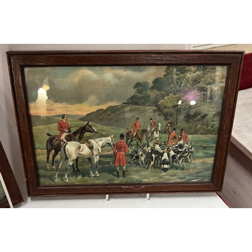 831 - 3 Oak framed pictures of fox hunting scenes