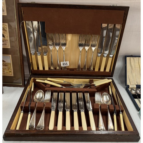 855 - A nice canteen of Sheffield cutlery (6 piece setting) Box has wear to top