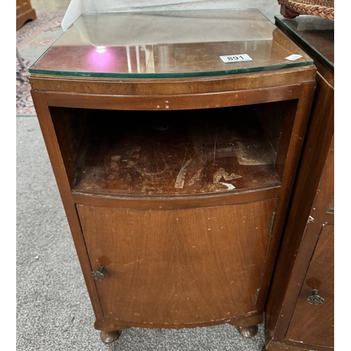 891 - A pair of 1930s bedside cupboards & A loom corner linen basket