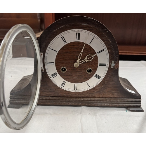 899 - An oak mantle clock