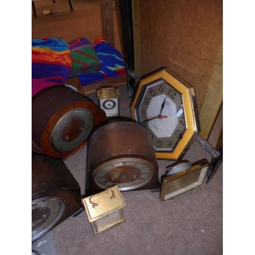 1404 - A large quantity of assorted mantel clocks, COLLECT ONLY.