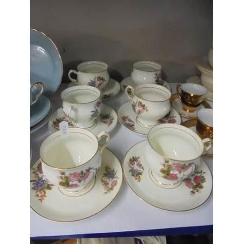 1574 - A good lot of assorted tea ware, COLLECT ONLY.