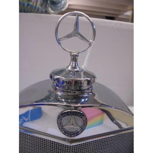 1041 - A vintage Classic Stable Ltd., Mercedes radiator grill hip flask.