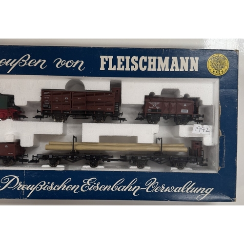 151 - A boxed Fleischmann HO 4883 train set