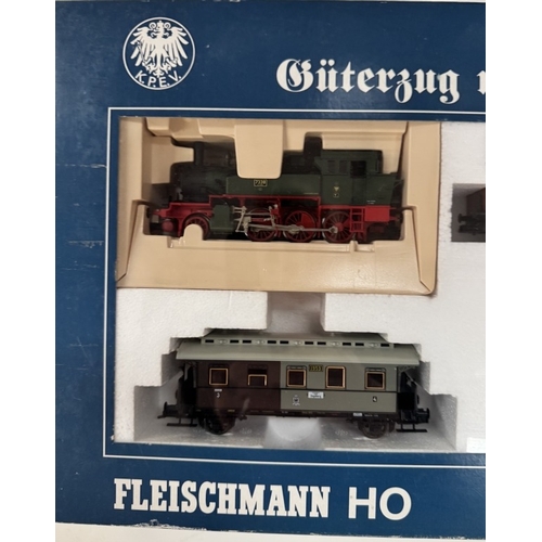 163 - A boxed Fleischmann HO 4895 train set