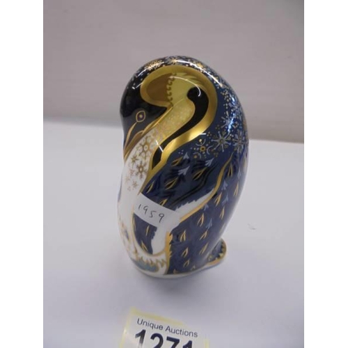 1271 - A Royal Crown Derby penguin with silver stopper.