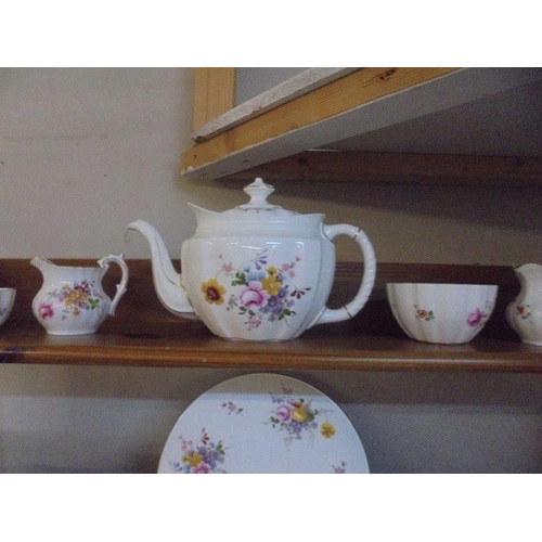 1275 - In excess of fifty pieces of Royal Crown Derby Posies dinner and tea ware, COLLECT ONLY.