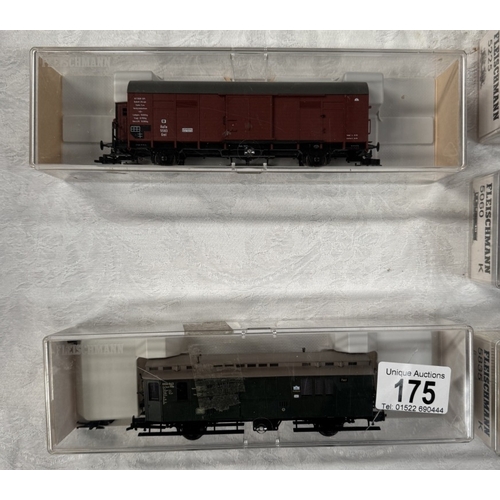 175 - 8 Boxed Fleischmann HO gauge coaches & 1 other 5060 x 2, 5834, 5073, 5286, 5225, 5853 x 2