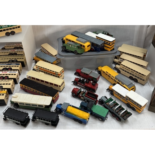 180 - A large collection of mainly plastic HO gauge buses & coaches