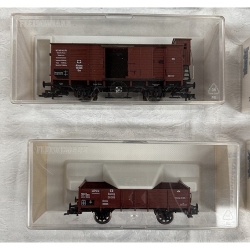 187 - 10 Boxed Fleischmann HO gauge rolling stock 5816 x 6, 5840, 5850, 5846 & 5830