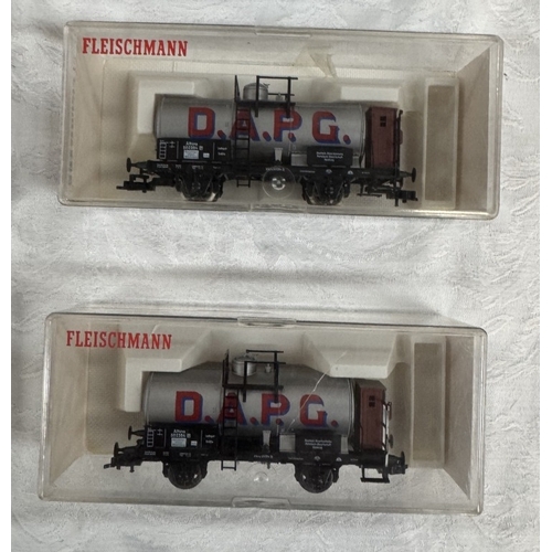 189 - 10 Boxed Fleischmann HO gauge rolling stock. 5831, 5833 x 2, 5834, 5837, 5840, 5841 x 2 & 5845 x 2