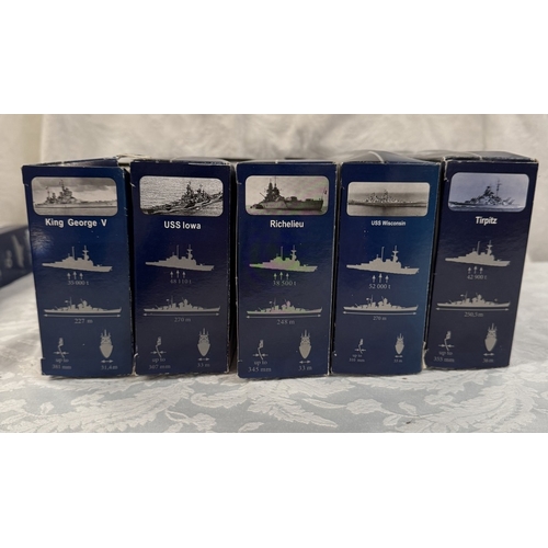 190 - 17 boxed models of warships (From magazine)