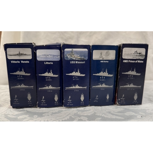 190 - 17 boxed models of warships (From magazine)