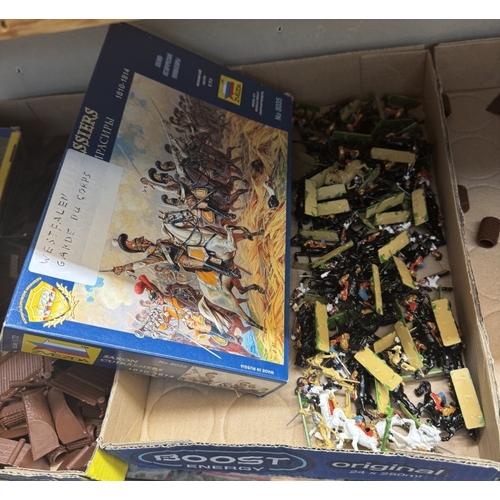 8 - A large quantity of 1/72 scale plastic soldiers with boxes in various conditions by Italeri etc