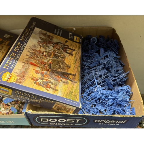 8 - A large quantity of 1/72 scale plastic soldiers with boxes in various conditions by Italeri etc