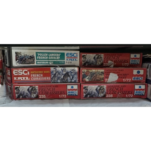 8 - A large quantity of 1/72 scale plastic soldiers with boxes in various conditions by Italeri etc