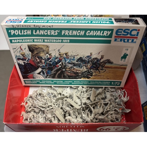 8 - A large quantity of 1/72 scale plastic soldiers with boxes in various conditions by Italeri etc