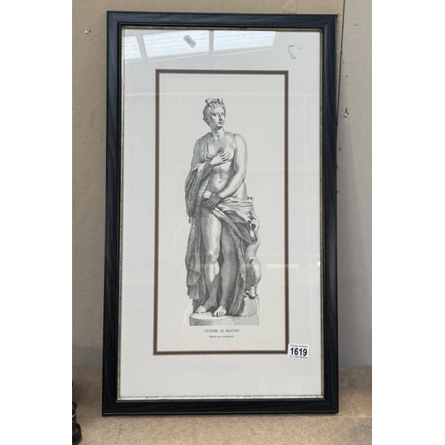 1619 - A framed print titled Venere Al Bagno