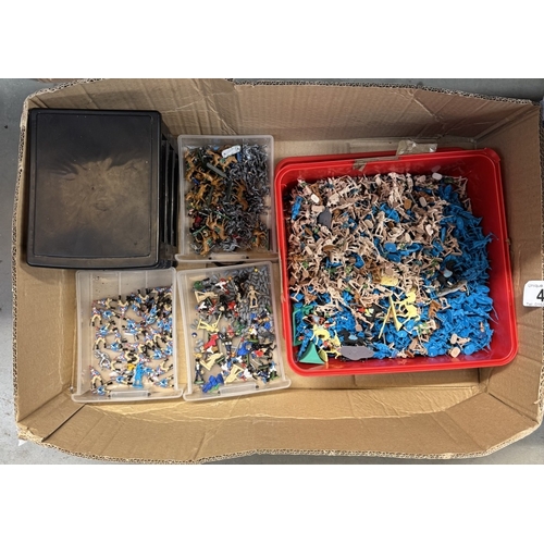 40 - A large quantity of small plastic soldiers, stage coaches, cannons etc