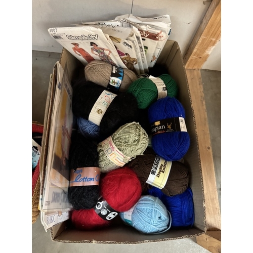 41 - A good lot of cotton reels, wool, buttons, sewing patterns etc