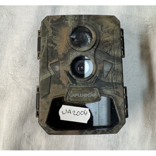 73 - A Campark model T90 & An Apeman H40 Hunting trail camera