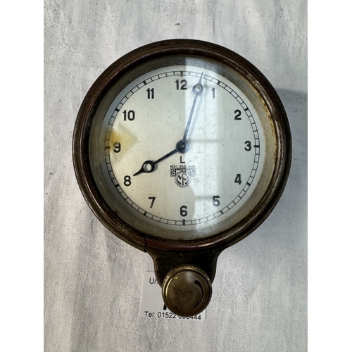 75 - A 1930s Smiths car clock