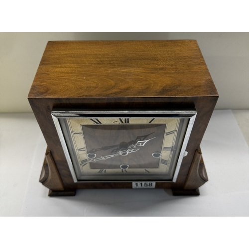 1158 - An art deco clock in working order