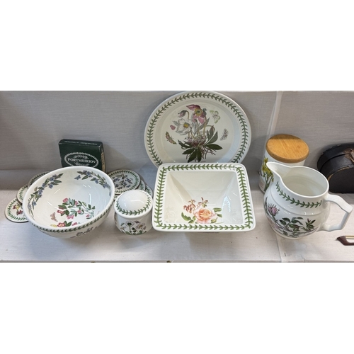 1361 - A good lot of Port Meirion Botanic Garden, Botanic Roses tableware etc