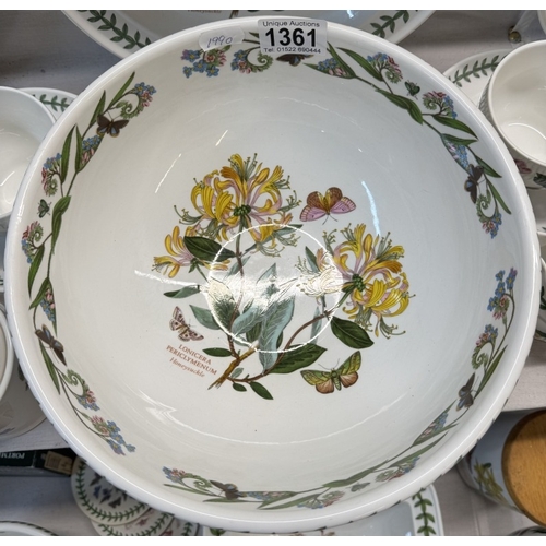 1361 - A good lot of Port Meirion Botanic Garden, Botanic Roses tableware etc