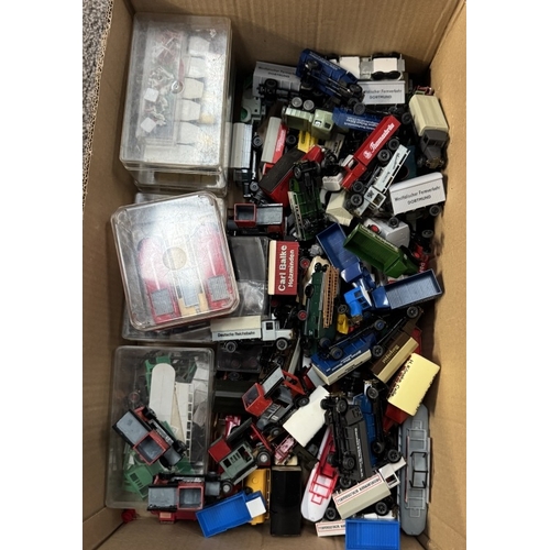 202 - A large quantity of HO/OO gauge mostly plastic vehicles including Brekina etc