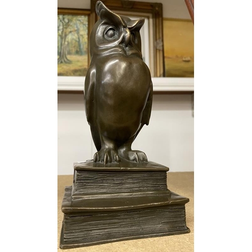 1088 - A pair of French bronze owl bookends with seal marked Bronze Garanti Paris, J B Deposee.