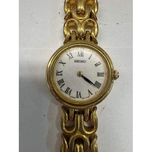 1176 - 8 watches including 7 ladies (6 of which are gold coloured & a Fondini watch