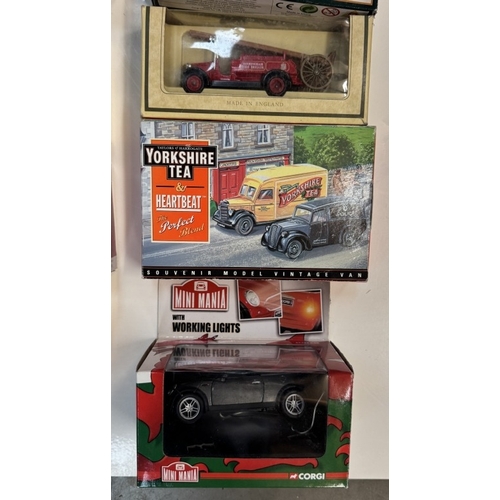 255 - A quantity of mixed boxed Diecast including Corgi, Lledo, Matchbox Models Of Yesteryear etc