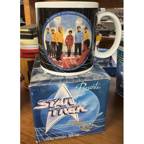 270 - A selection of Star Trek porcelain mugs, cups & drinks beakers some from Pizza Hut (Lot includes set... 