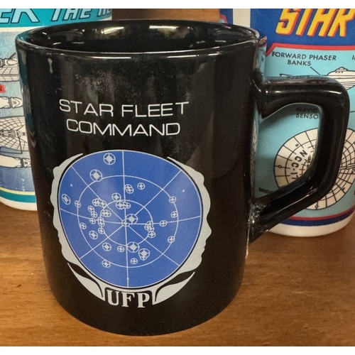 270 - A selection of Star Trek porcelain mugs, cups & drinks beakers some from Pizza Hut (Lot includes set... 