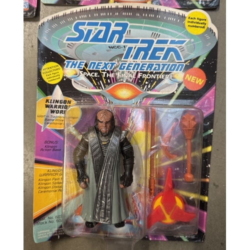 284 - 10 Star Trek The Next Generation Playmates action figures