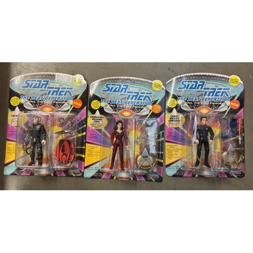 284 - 10 Star Trek The Next Generation Playmates action figures