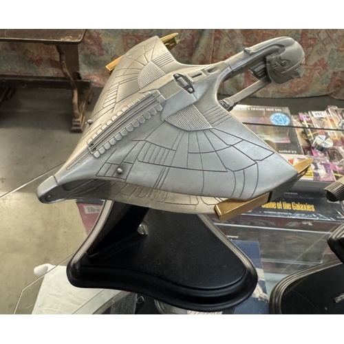 309 - A selection of Star Trek pewter spaceships (original & Next Generation - A/F damaged stands etc. & s... 